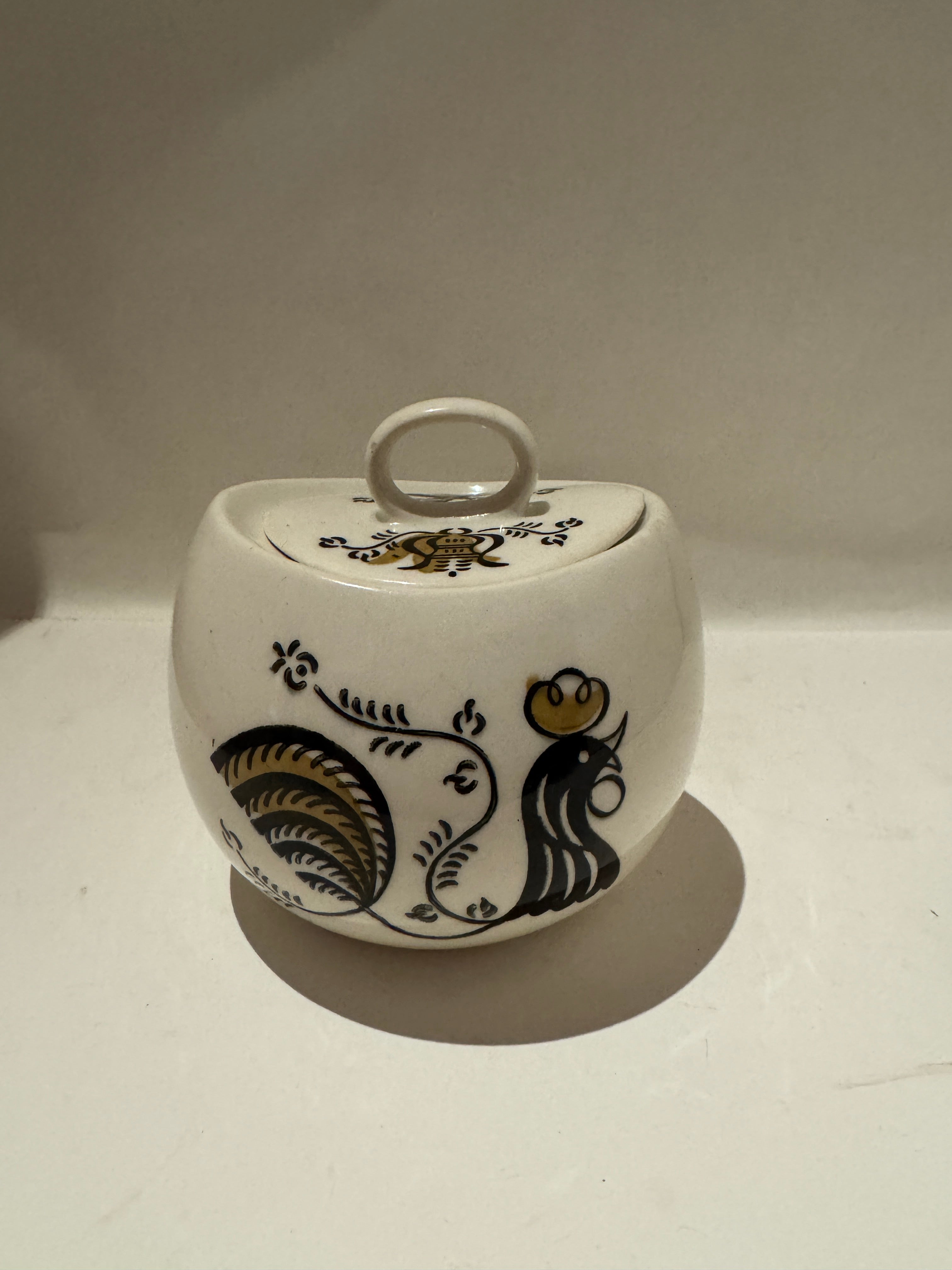 MCM "Coq Royal" Sugar bowl
