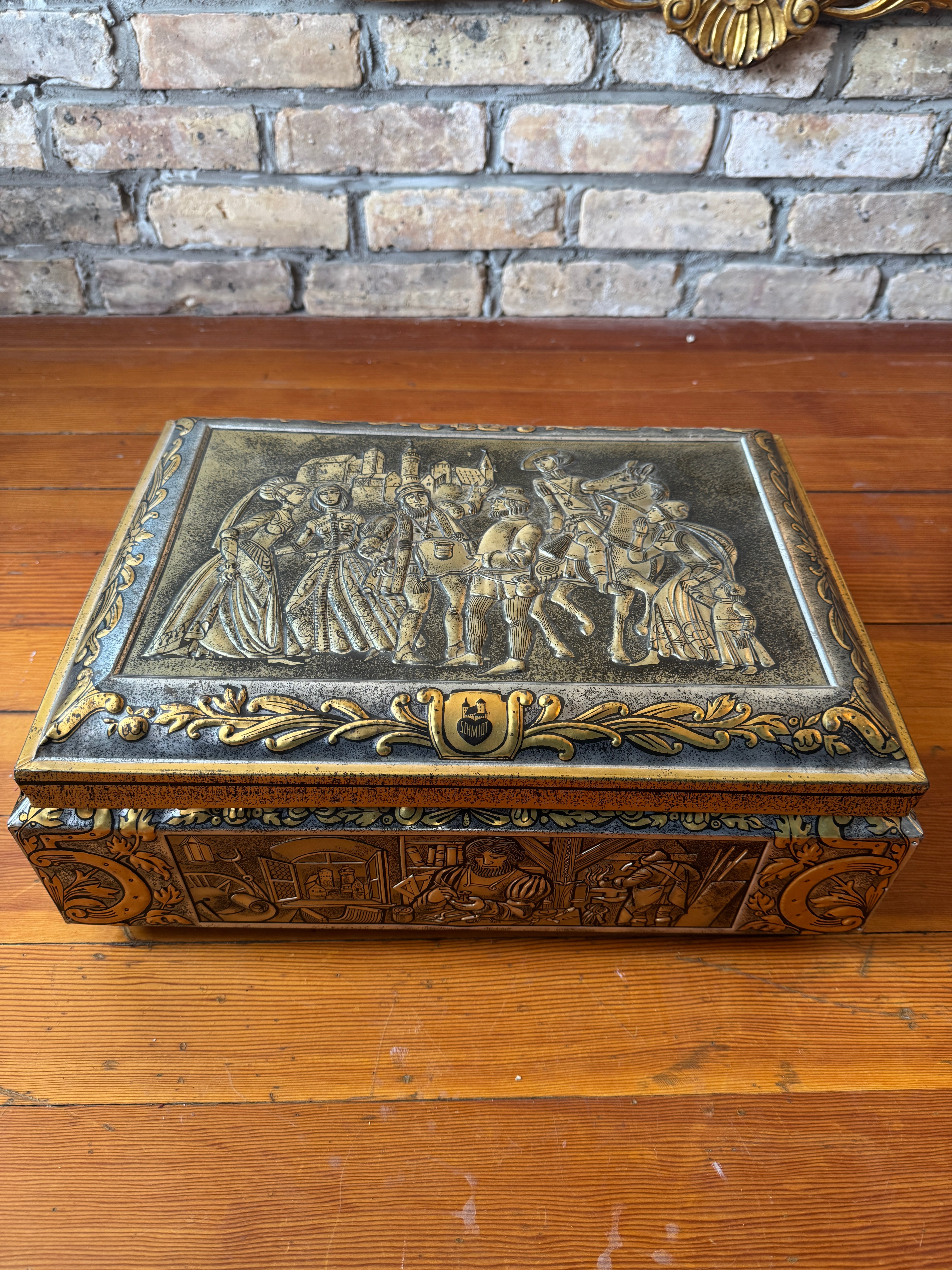 E. Otto Schmidt Tin Biscuit Tin Box