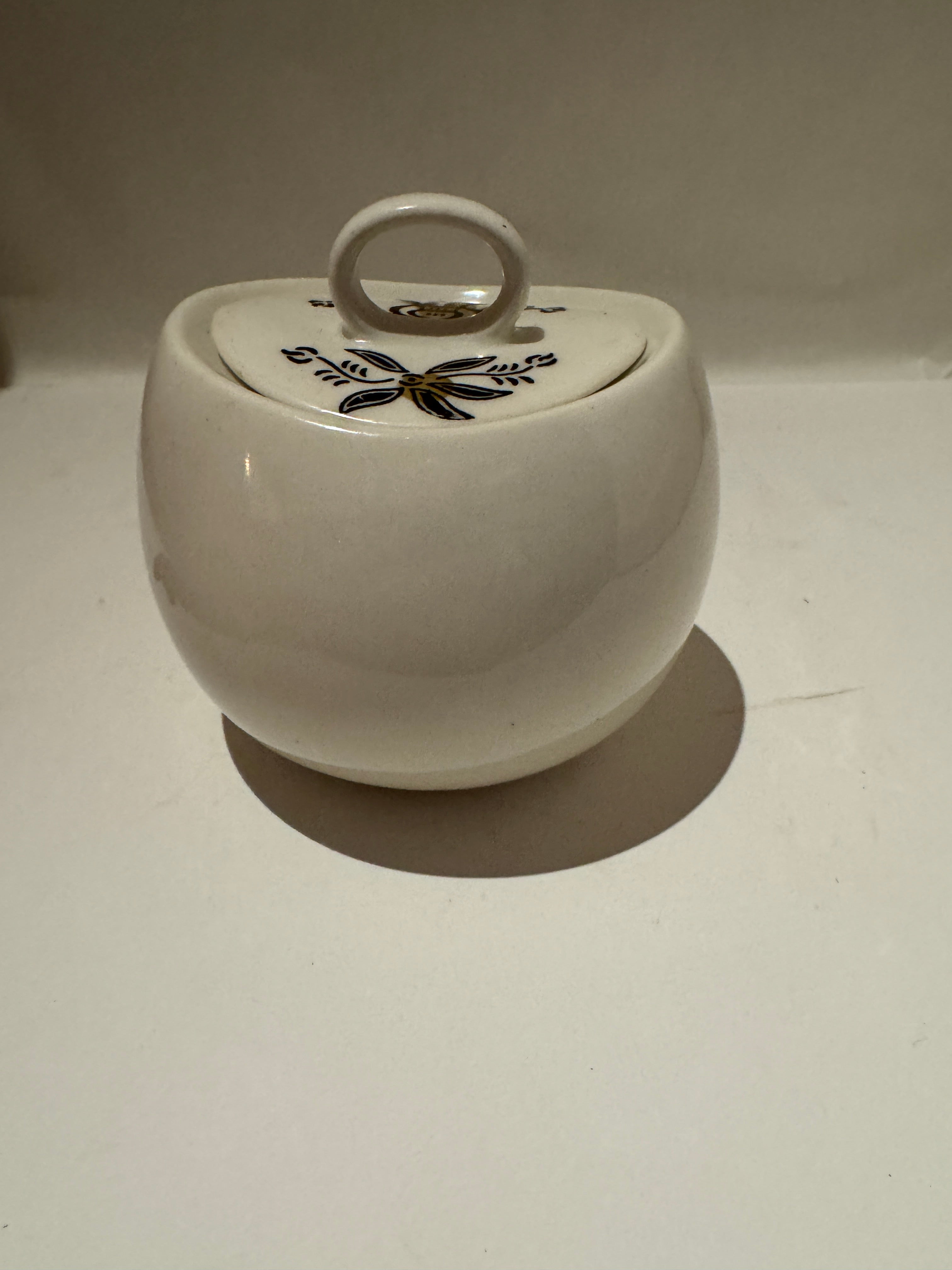 MCM "Coq Royal" Sugar bowl