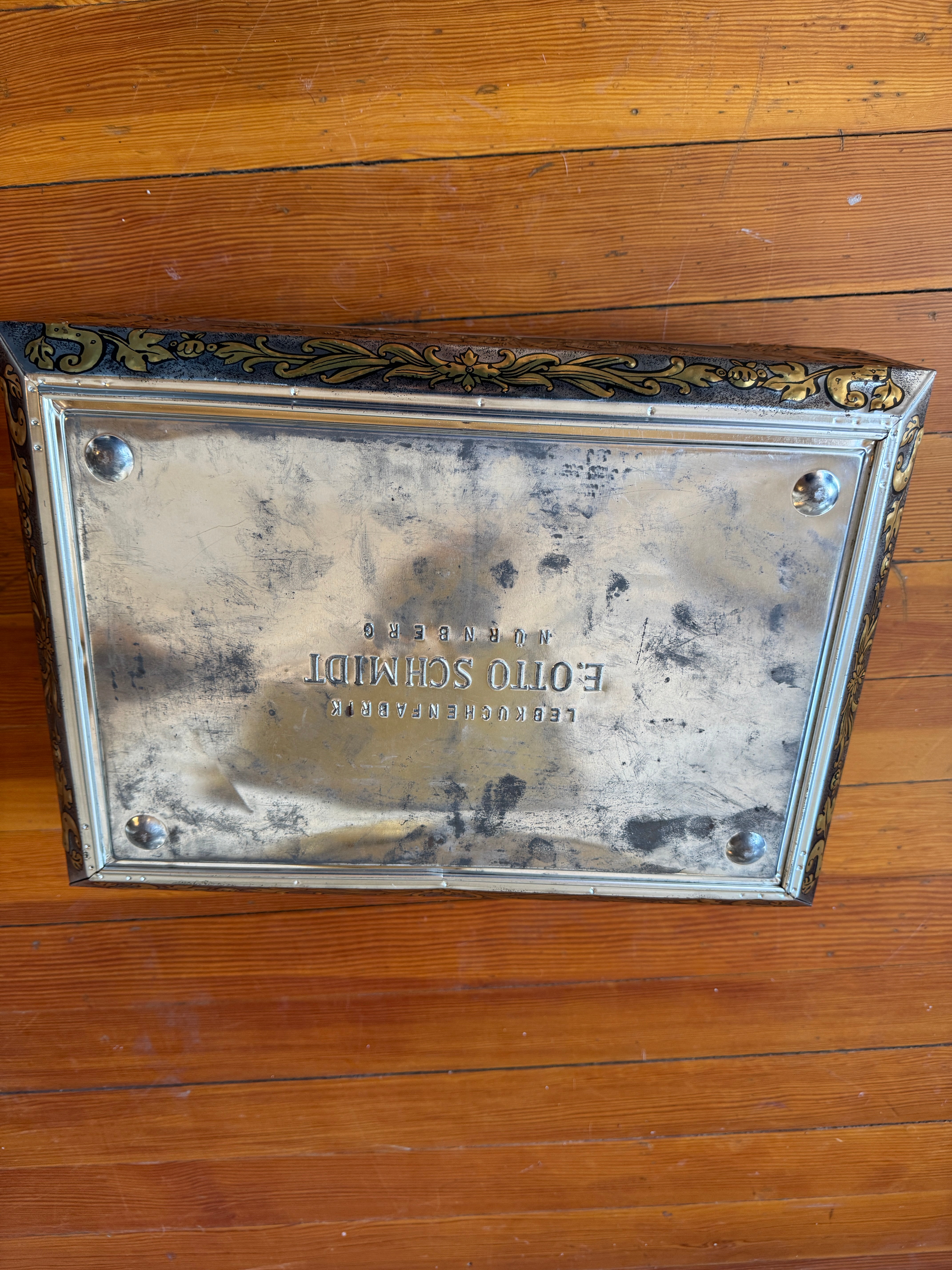 E. Otto Schmidt Tin Biscuit Tin Box