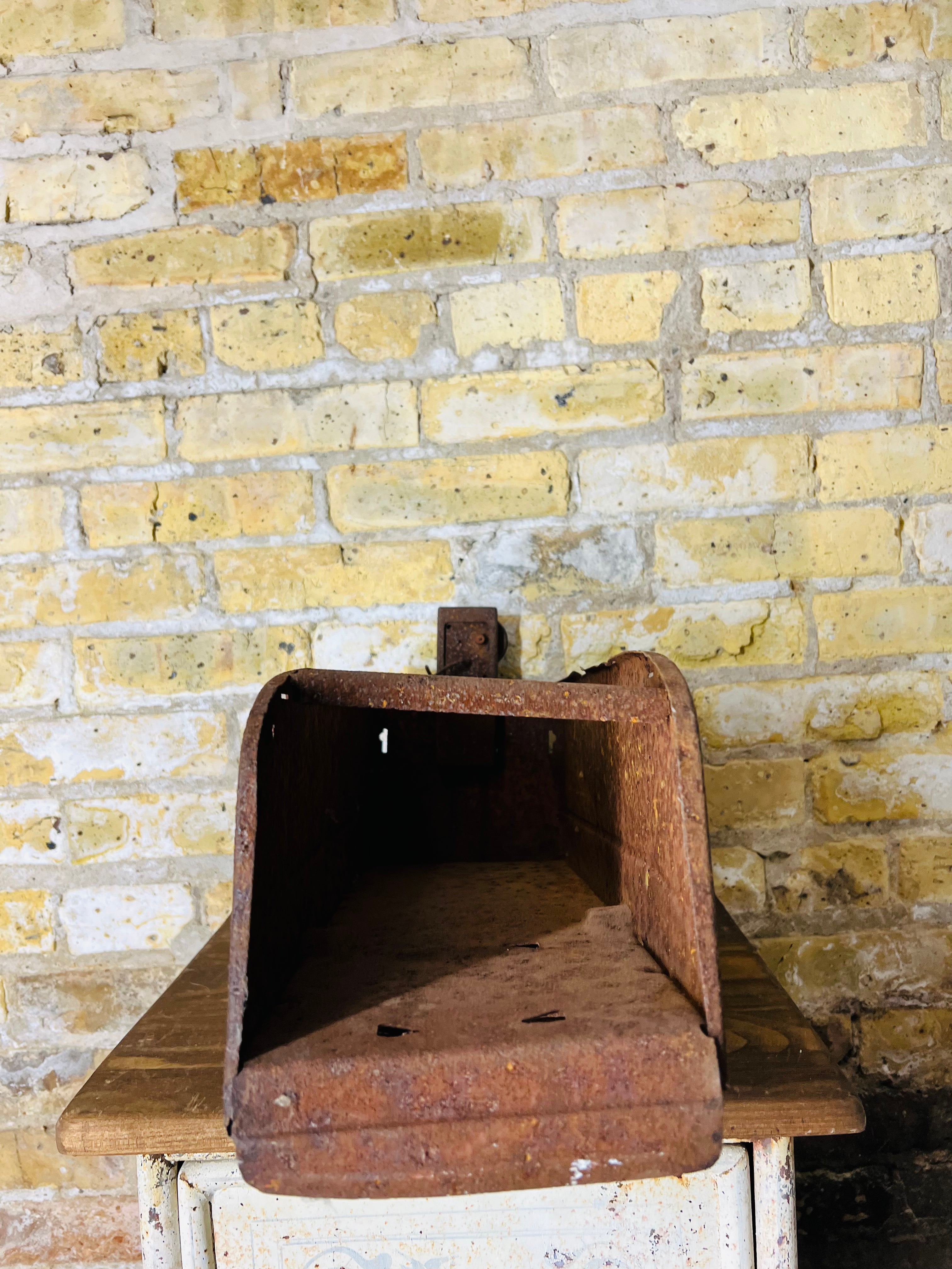 Vintage Style Planter Box