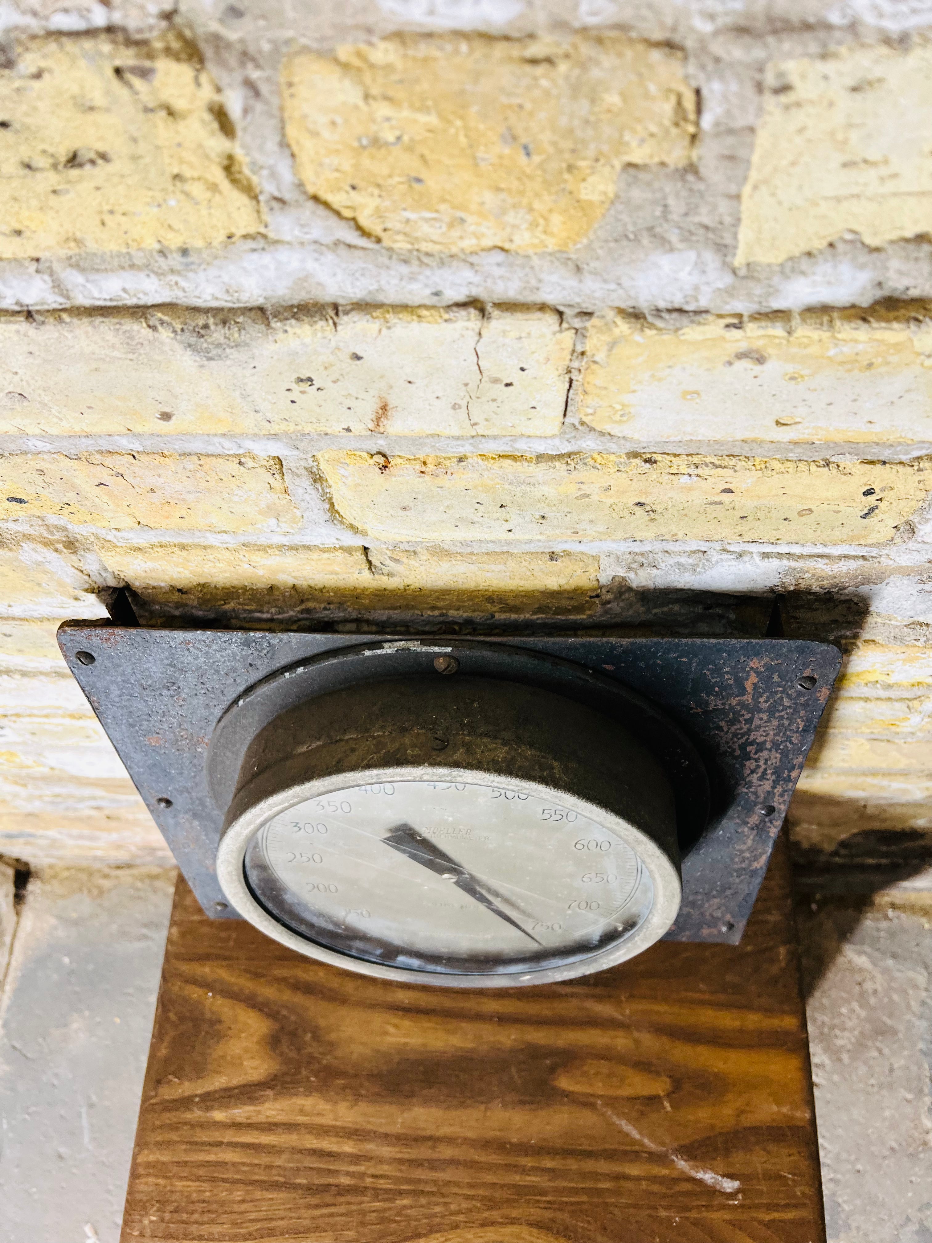 Vintage Moeller Thermometer