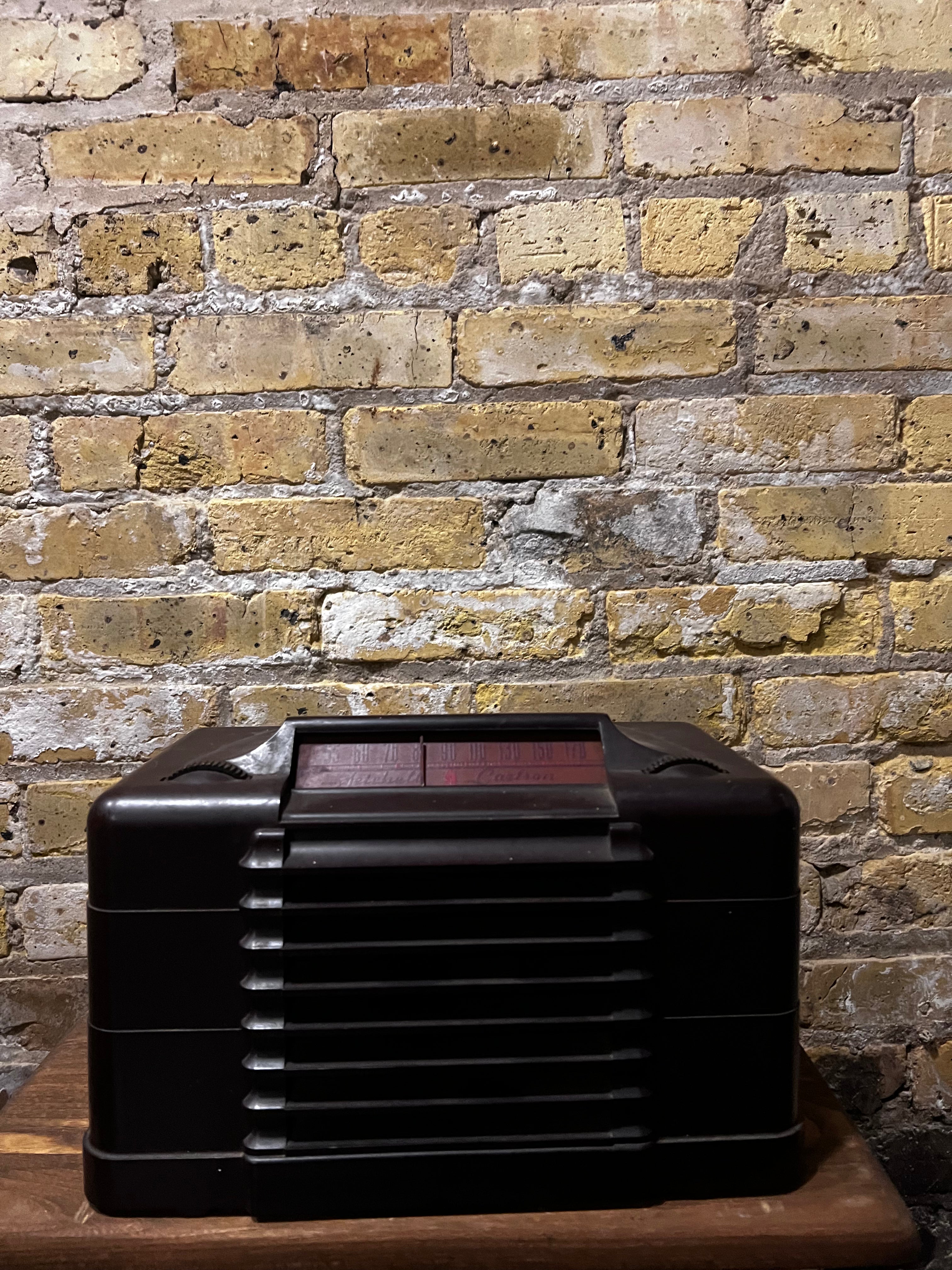 The Setchell Carlson Model 427 Radio