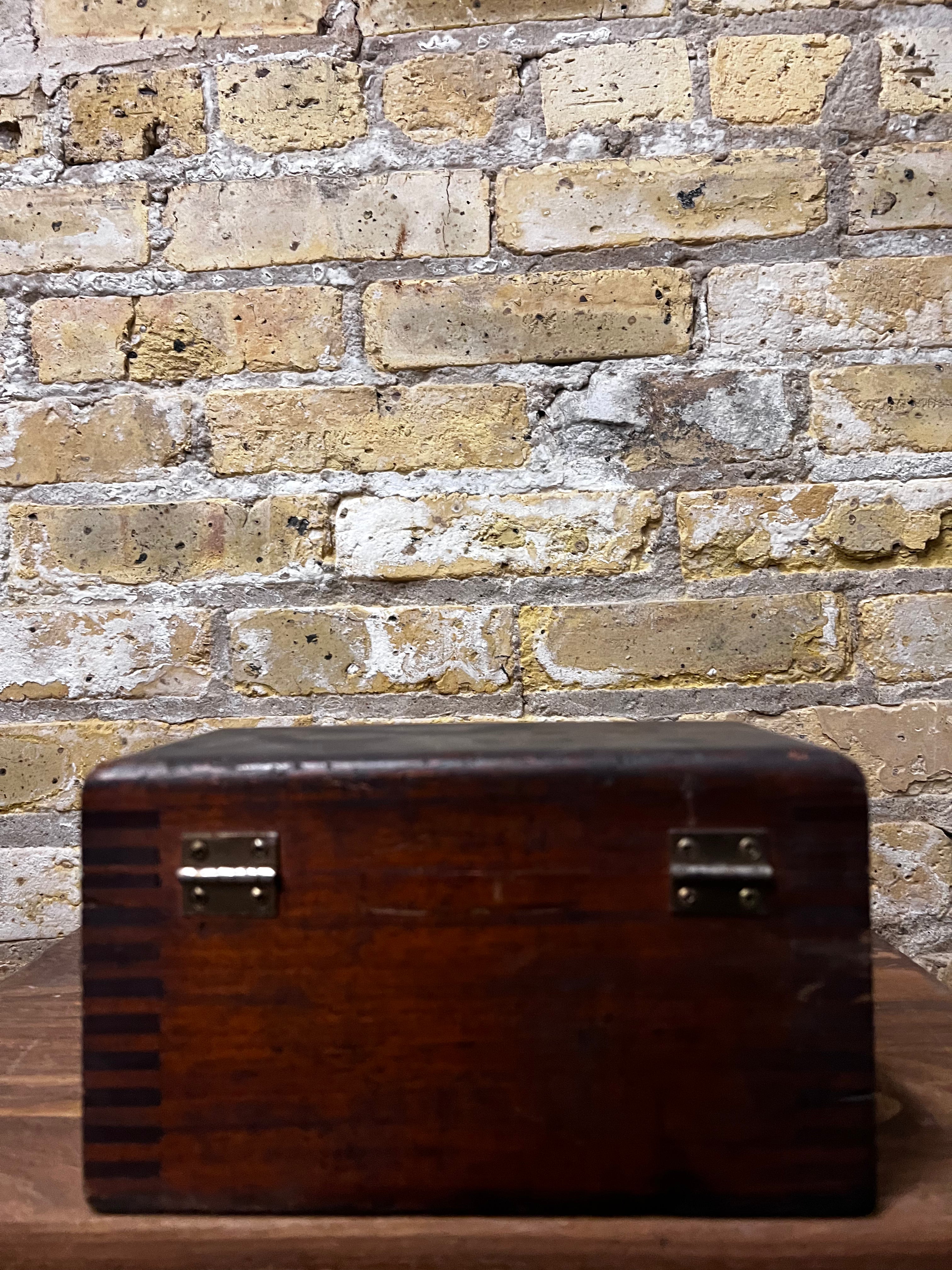 Vintage Wooden Keepsake Box