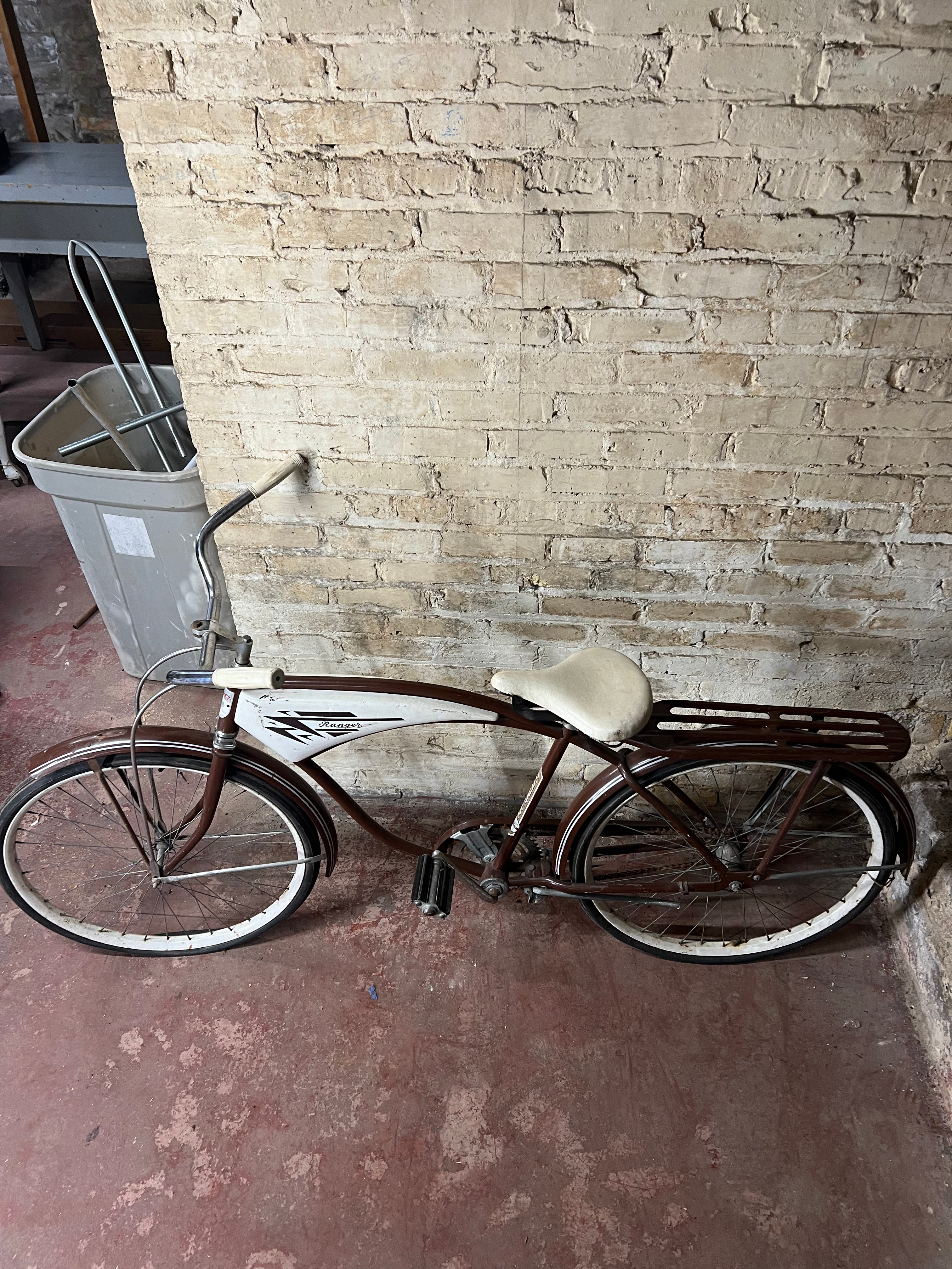Vintage Bicycle Schwinn Ranger B6