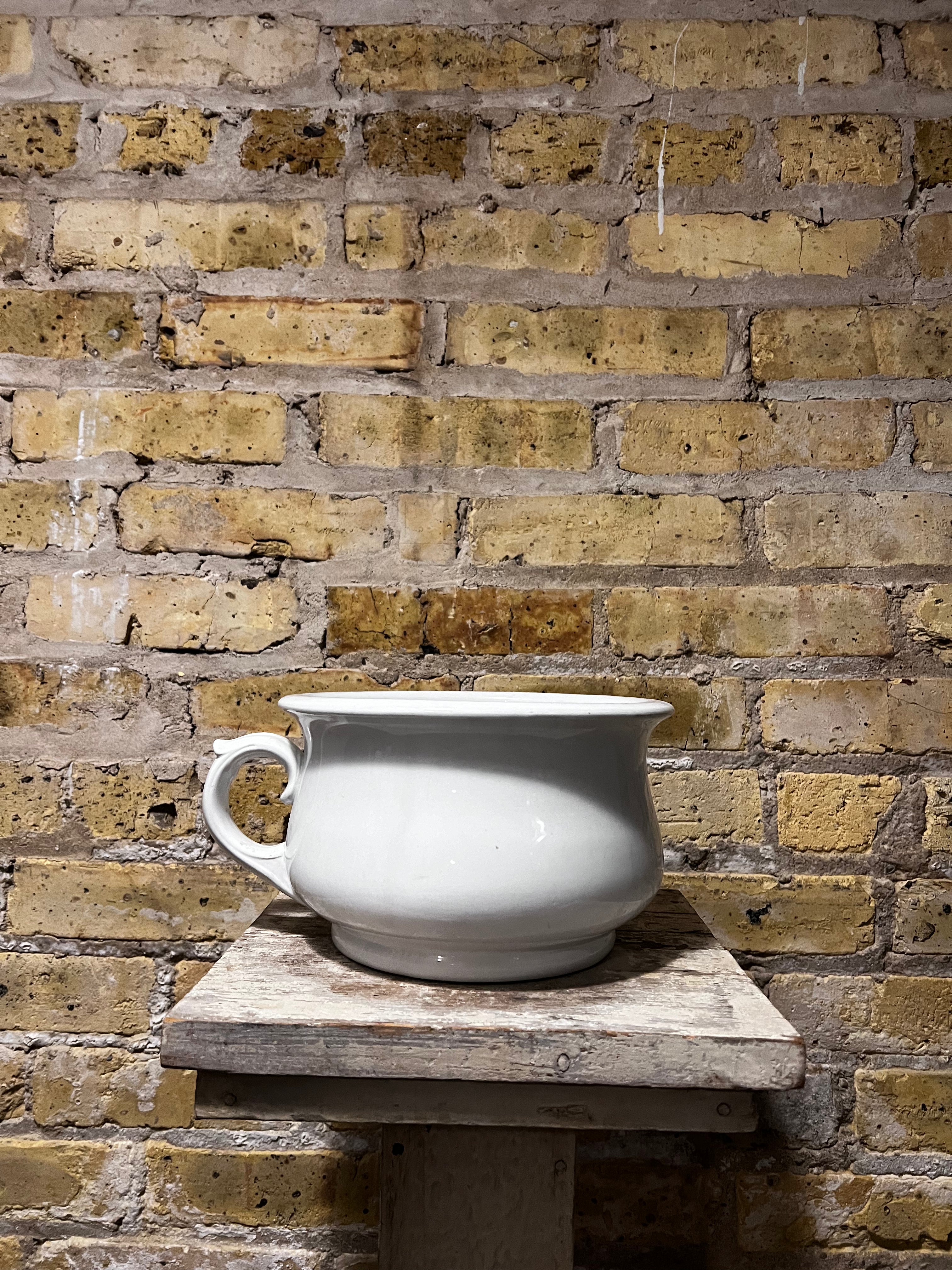Chamber Pot