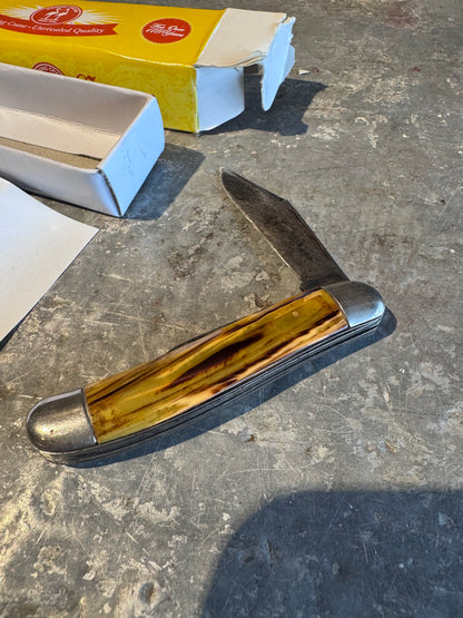 Kissing Crane Pocket Knife