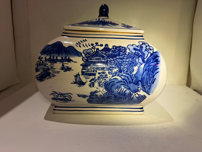 Vintage Chinese Porcelain Tureen