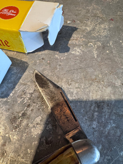 Kissing Crane Pocket Knife