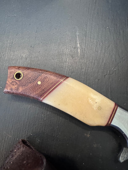 Hunting Knife w/Antler & Wood