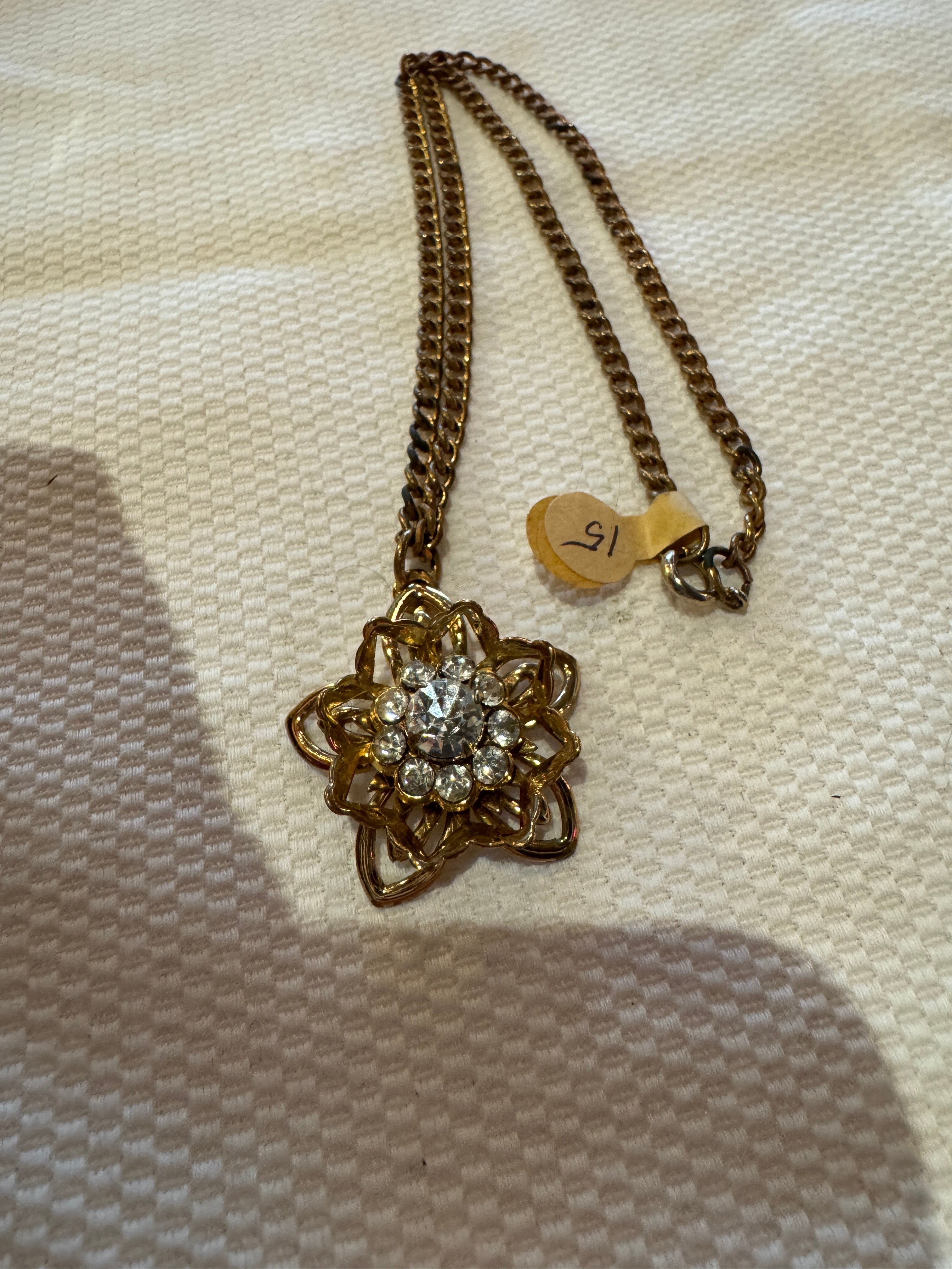 Art Deco Style Flower Gold-Plated Necklace