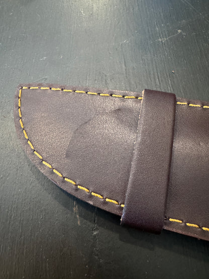 Hunting Knife w/Blue Stripe