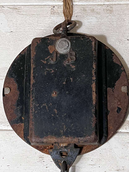 Vintage Penn Mfg Hardware Hanging Scale