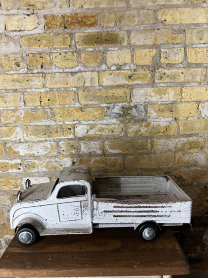White Metal Farmer's Market Truck