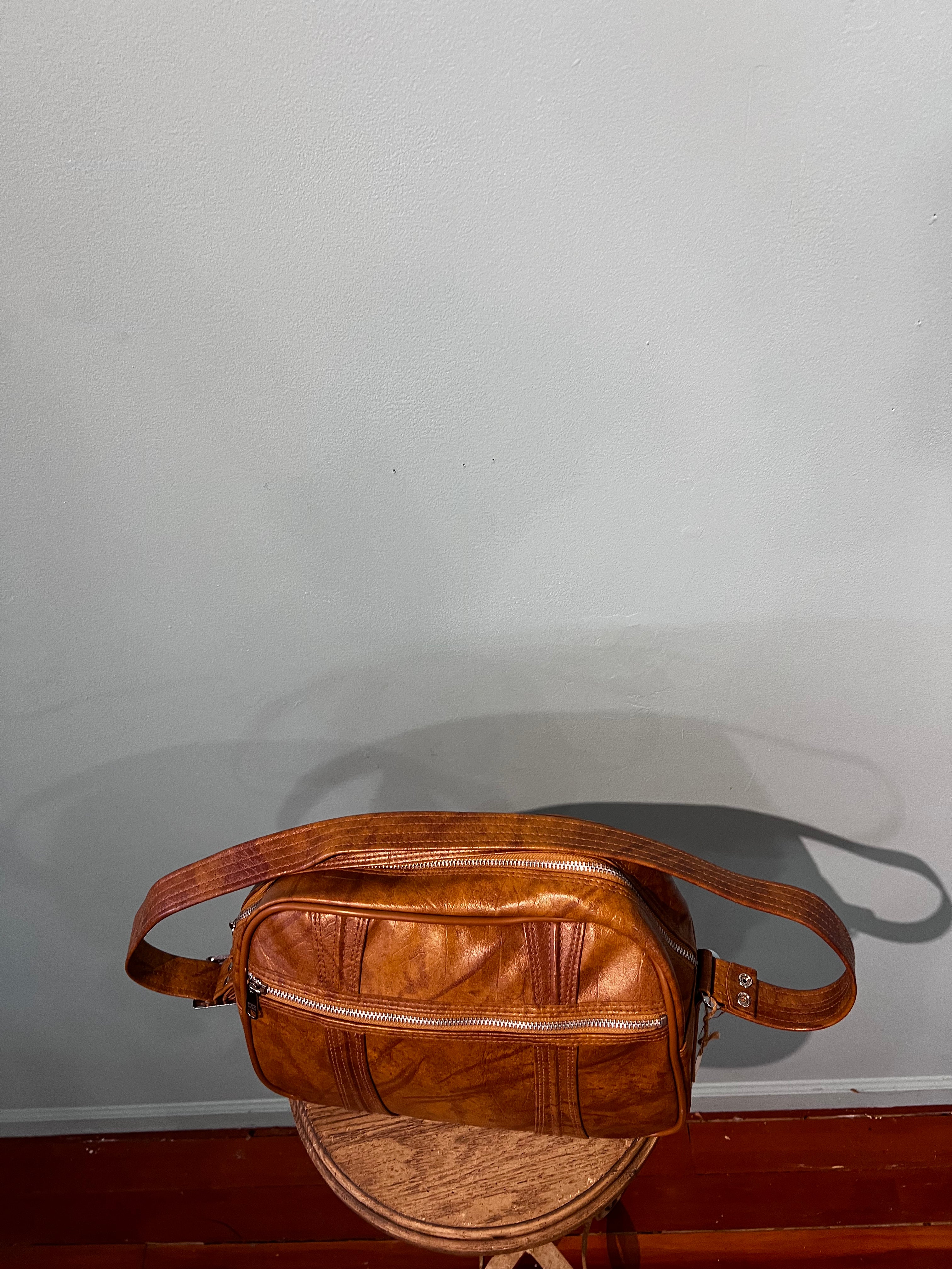 American Tourister Escort Bag