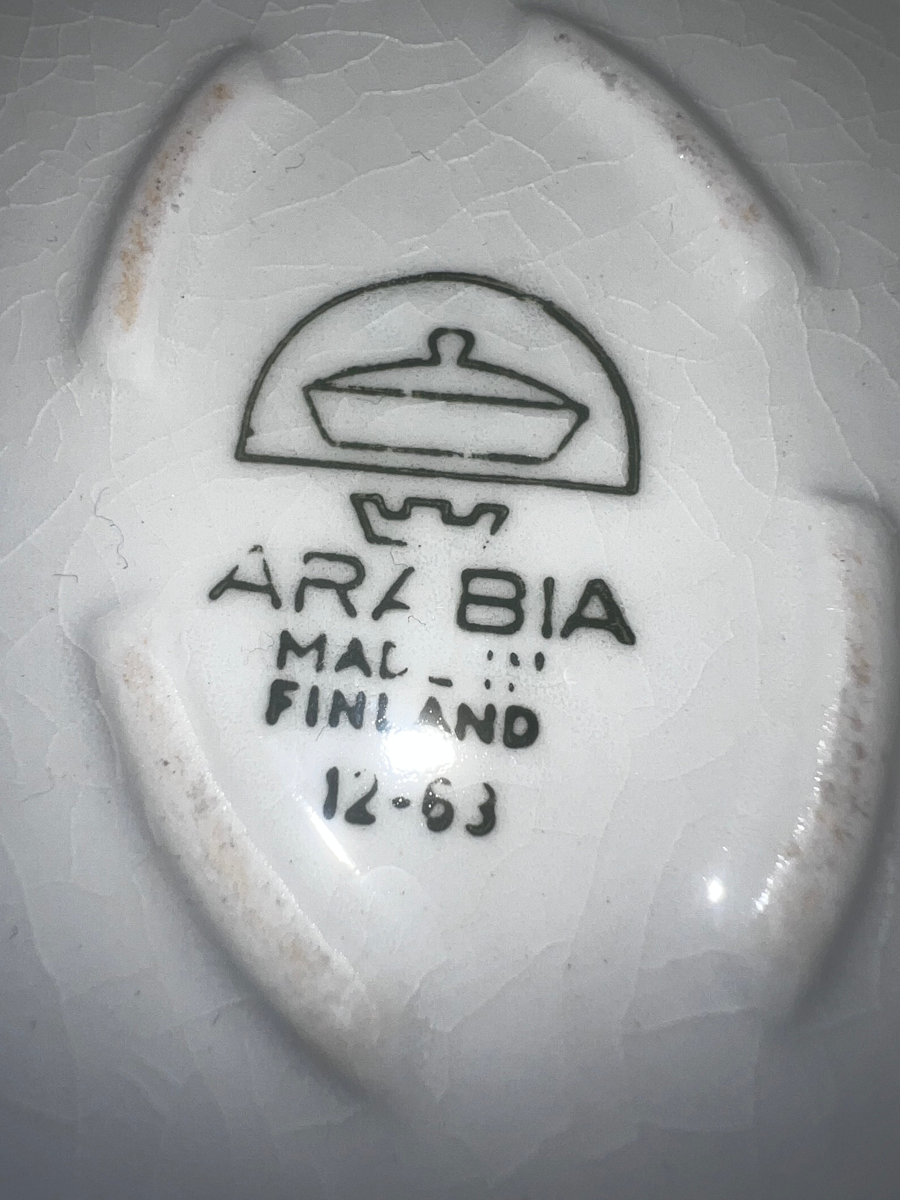 Arabia Finish Casserole Dish