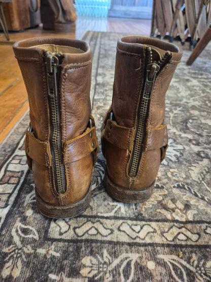 FRYE Phillip harness cognac leather ankle boots